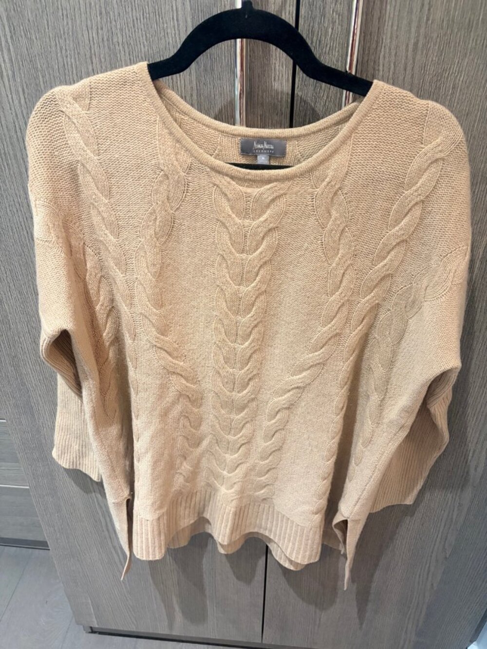 Neiman Marcus Cashmere Cable-Knit Crewneck Sweater — Camel